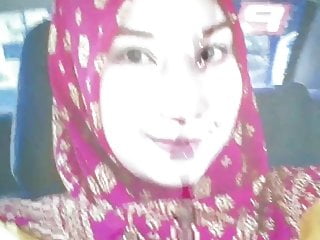 Hijabi Pretty Face Got Cumload