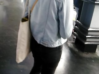 Black thight jean wait metro