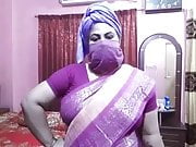 Desi aunty sex talk, Didi trains for sexy fucking