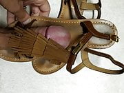 Shoe job and cumshot on neighbor sandals