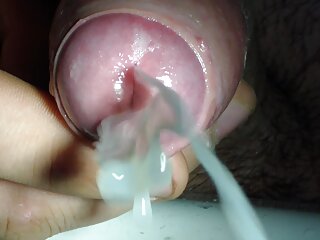 Close up cumshots 4
