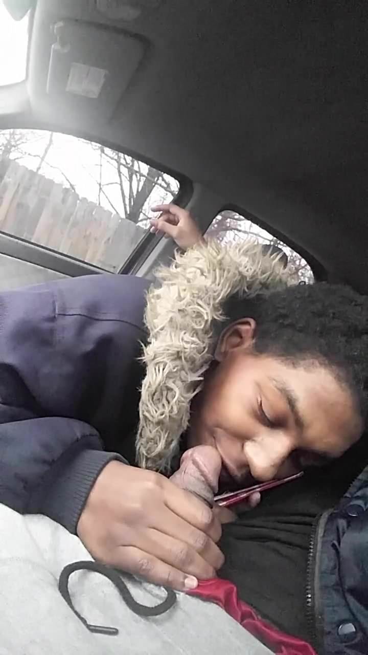 Interracial Blowjobs Taken With A Phone - Tag blowjob-while-on-phone