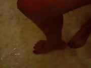 Feet in the shower (Pies en la ducha!)