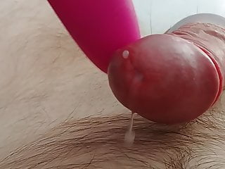Guy ejaculate with vibrator...