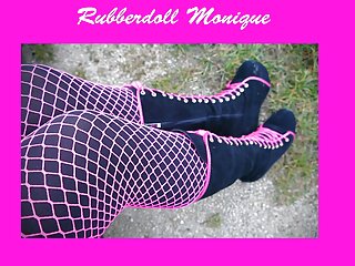 Rubberdoll Monique - Wearing my bimbo doll boots outside