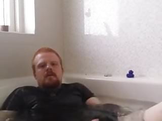 Danish Guy - Rubbercub wanking in bathtub