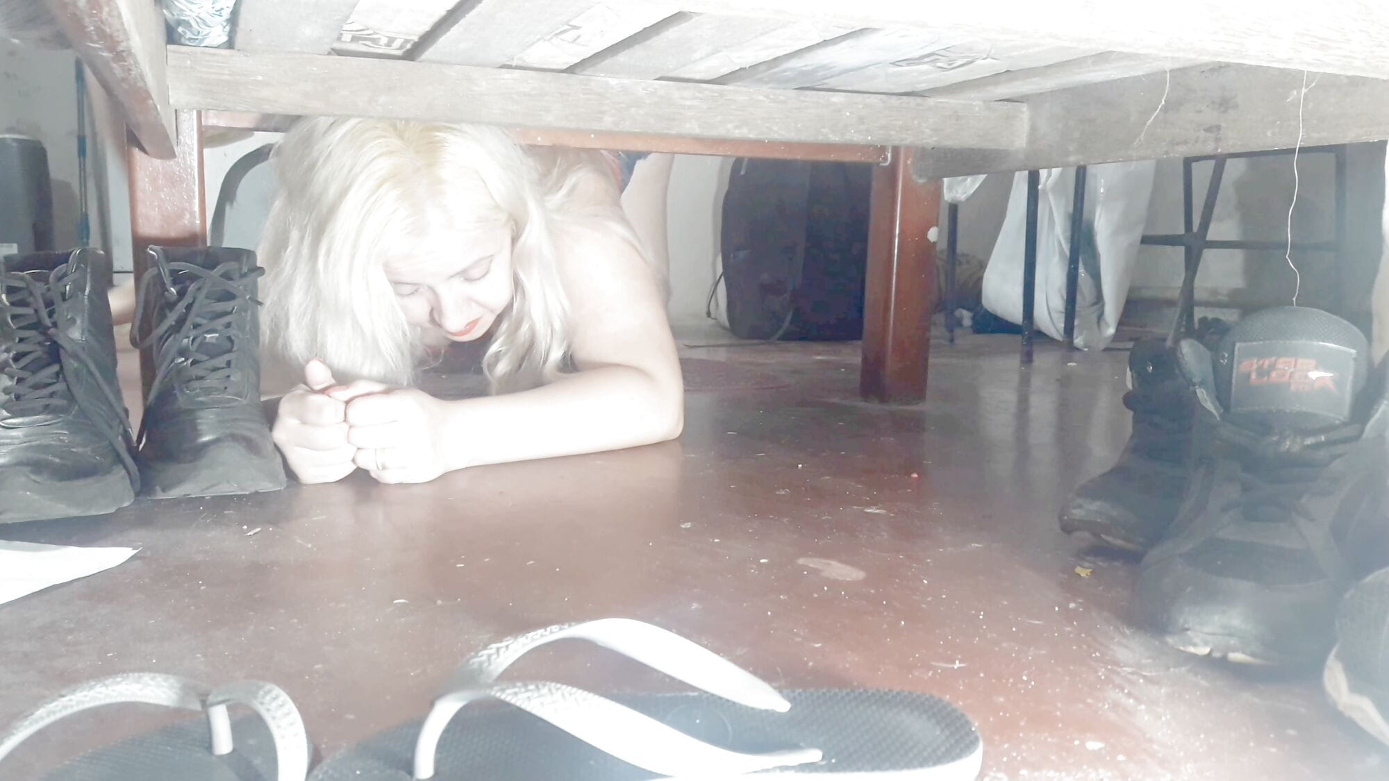 Hottie gets stuck under bed and man "gets along"