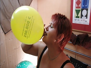Balloon, Big Boobs MILF, German, Big Natural Saggy Tits