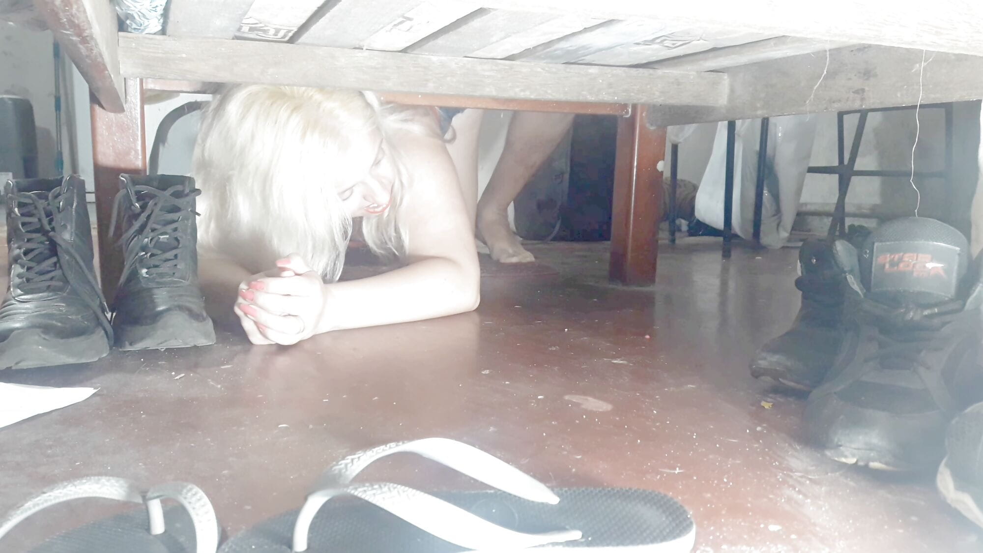 Hottie gets stuck under bed and man "gets along"