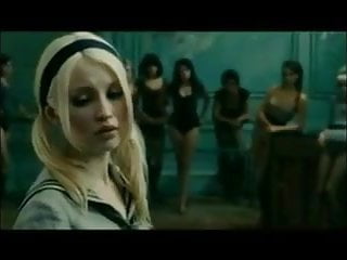 Emily Browning, Blonde Babes, Tits, Punch