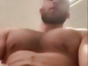 HAIRY BERDED MUSCLE MAN FEEDS YOU A LOAD POV