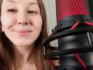  video: Bubble gum blowing and chewing ASMR