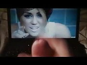 Wanking & Cumming To Miley Cyrus' Who Owns My Heart Video