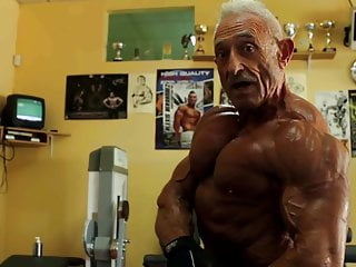 Bodybuilder Mature Daddy Manuel Vanbruna No Music...