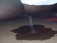 Sri lankan aunty outdoor pissing video 2