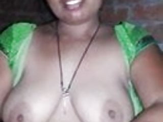 Desi bhabhi big boobs