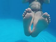 Sexy South american feet underwater