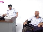  POLICE OFFICE FUCK (HAHAHAHA )