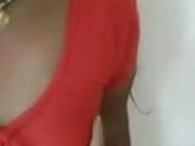 Indian girl squeezes her boobs, removes her blouse