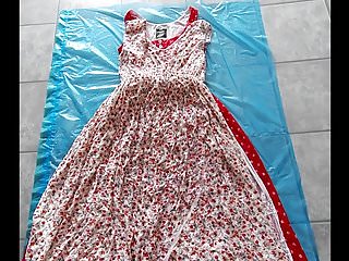 Sommerkleid-Pissen 3