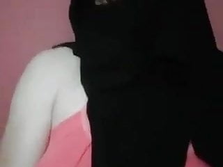 Miel Hijabi gros sein enorme - Bild 8