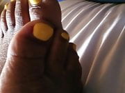 Yellow Ebony Toes
