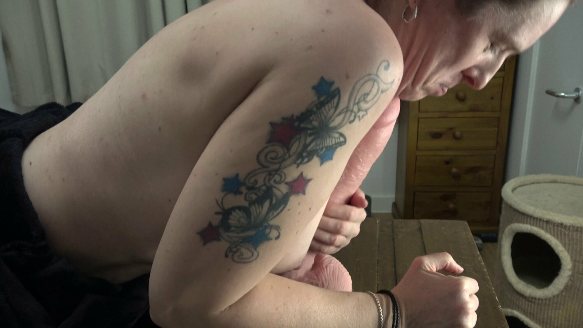 mommy double hand bj too big for my mouth