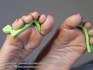 Sexy Toes, Dr. Foot Queen Goddess, HD Videos, Teen Feet