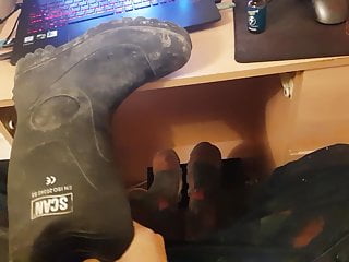Wanking In Worker Gear While Fucking And Cumming In My Boots