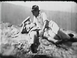 Hairy Hitchhiker Girl Fucked Outdoors (1930S Vintage)