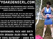 Dirtygardengirl fuck her dirty ass with Dragon dildo