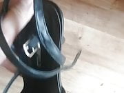 Cum black sandals