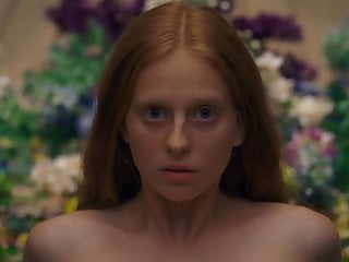 Isabelle Grill Nude in Midsommar (2019) 