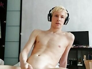 Twink Is Always Hungry For Raw Cock