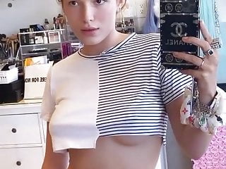 Bella Thorne - Underboob selfie 6-10-2020