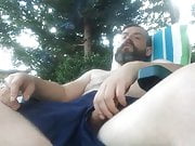 Str8 daddy jerking in the garden