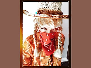 Cowgirl- Syn Thetic Cowgurl Holloween Costume