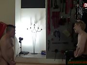 Deutscher BDSM DREIER im Domina Studio mit anal 