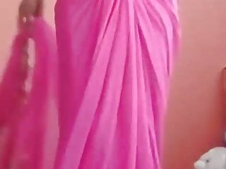 Hot Saree Open...