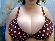 Stunning boobs 2 - Bigger
