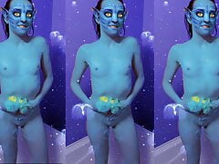 AVATAR – Girl takes a sexy shower!